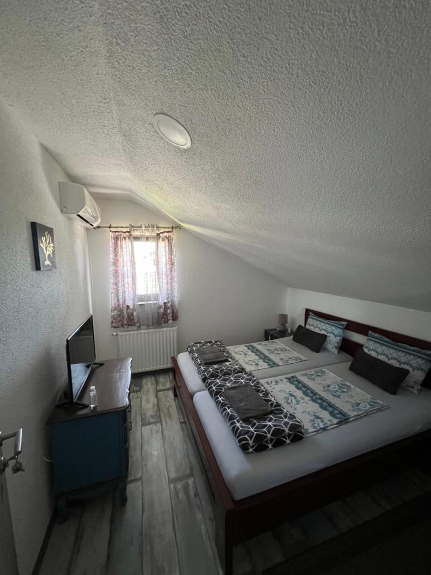 Prenociste-Sobe-Rooms-Aman Bihac Bagian luar foto