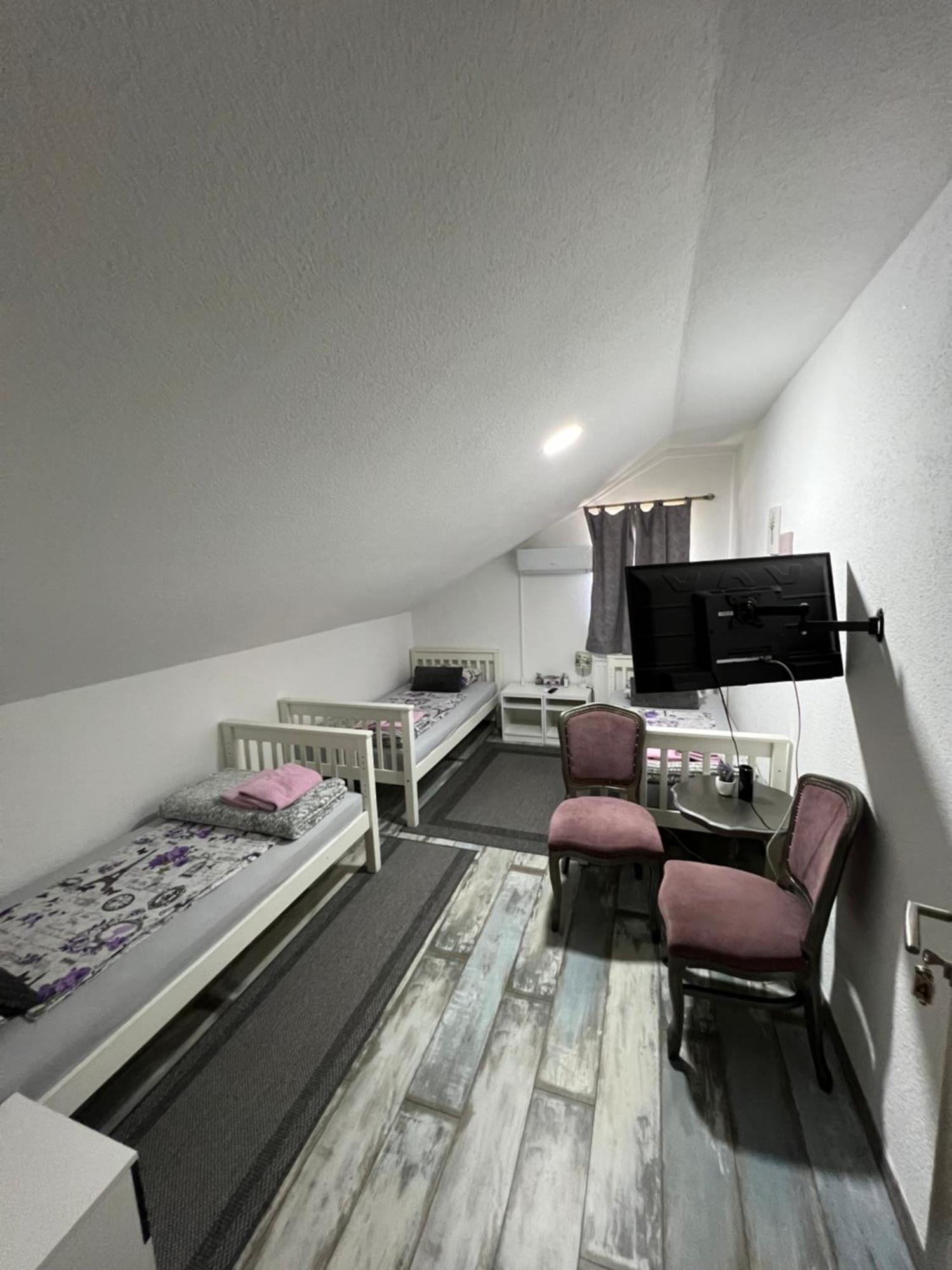 Prenociste-Sobe-Rooms-Aman Bihac Ruang foto